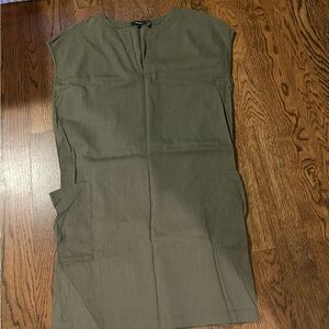 Theory Olive Green Casual Shift Dress size Medium